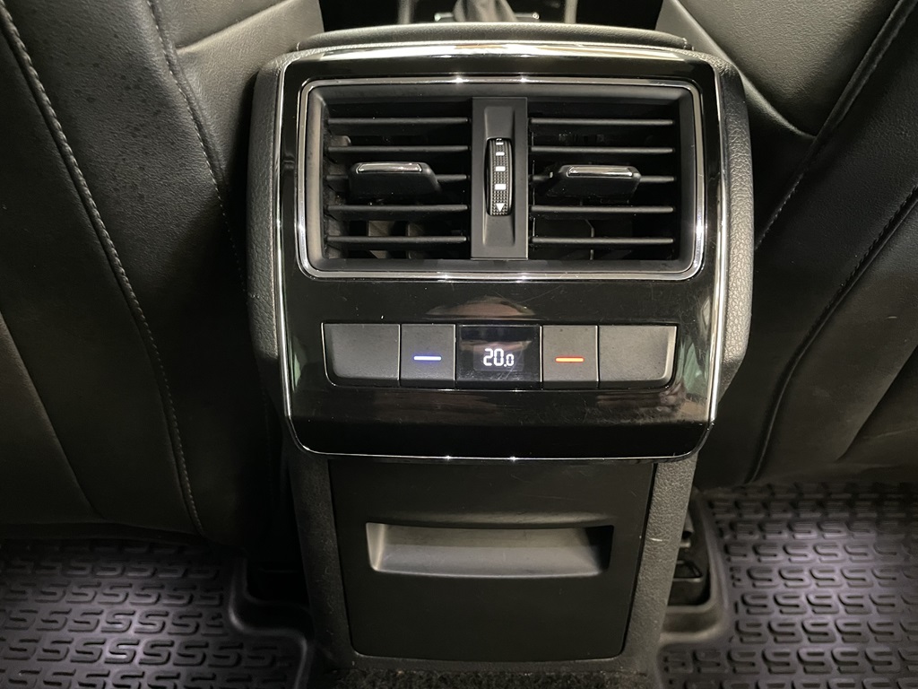 Skoda Superb Combi PGT209