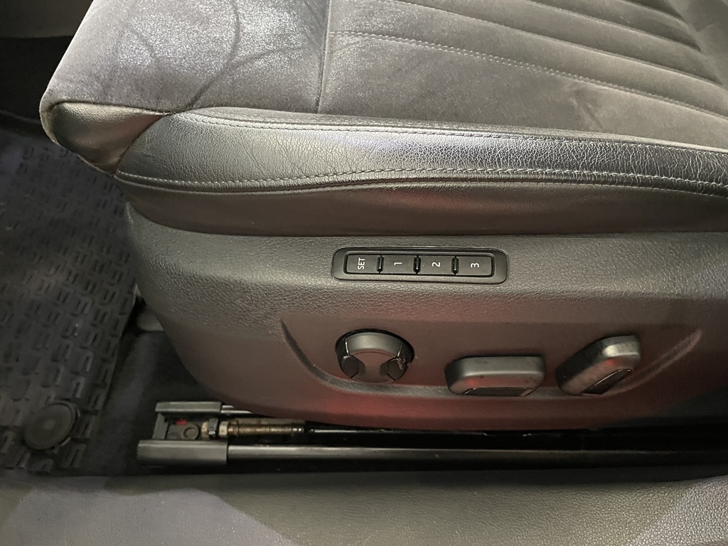 Skoda Superb Combi PGT209