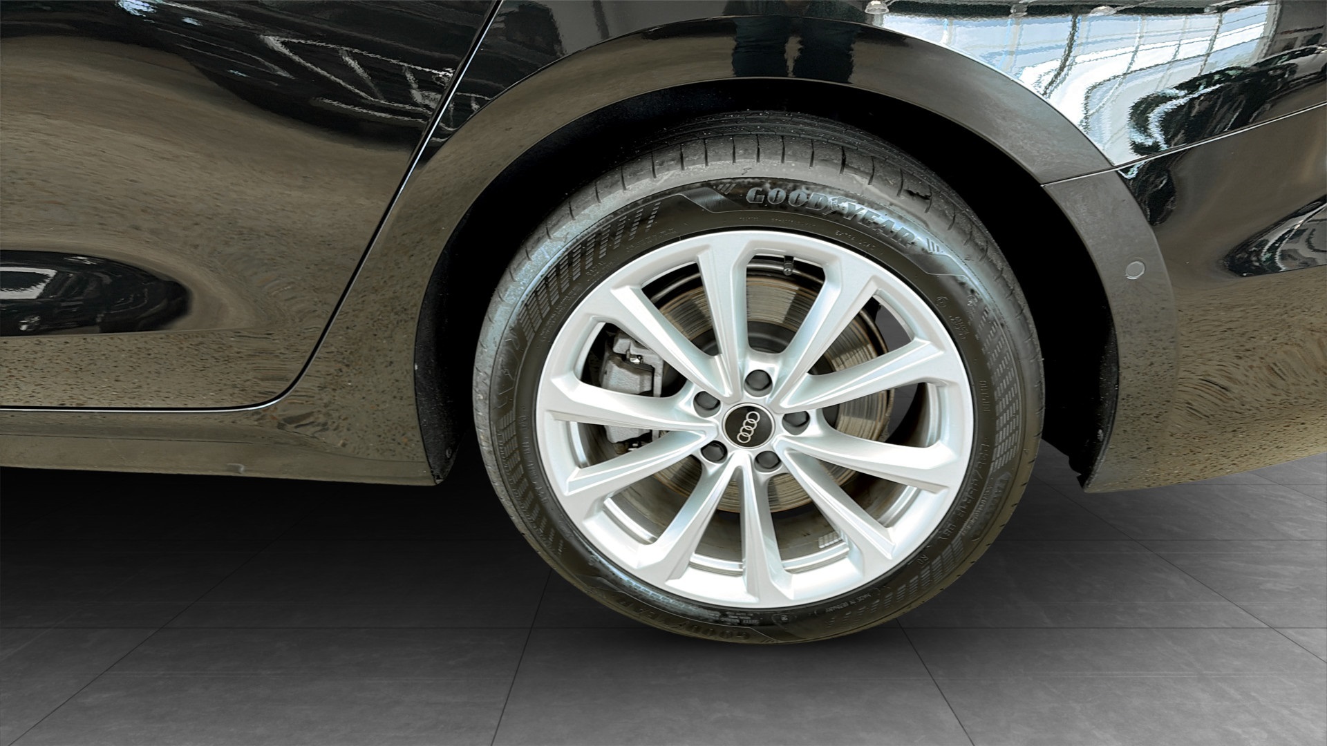 Audi A5 Avant PHH37B