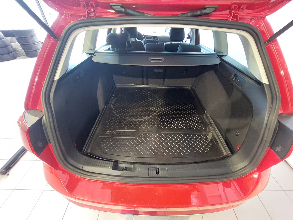 Volkswagen Golf Sportscombi PHU174