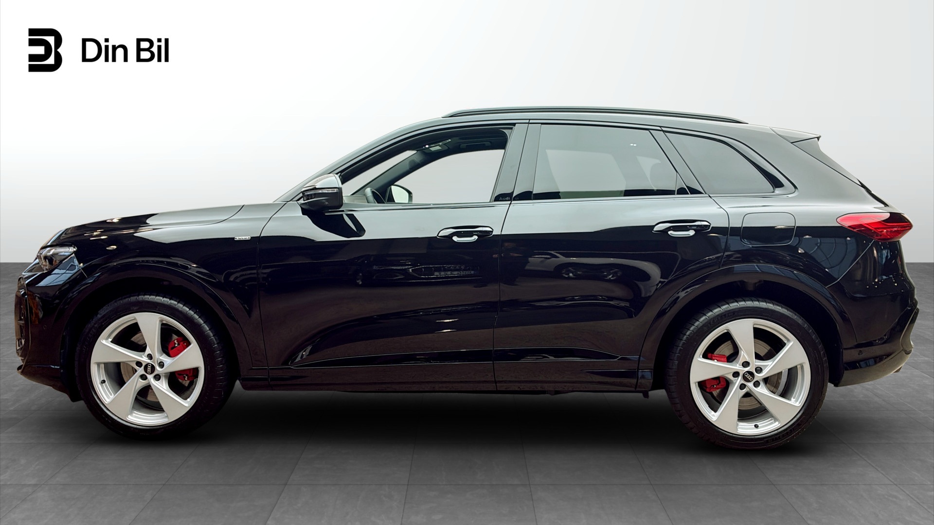 Audi Q5 PHX71F