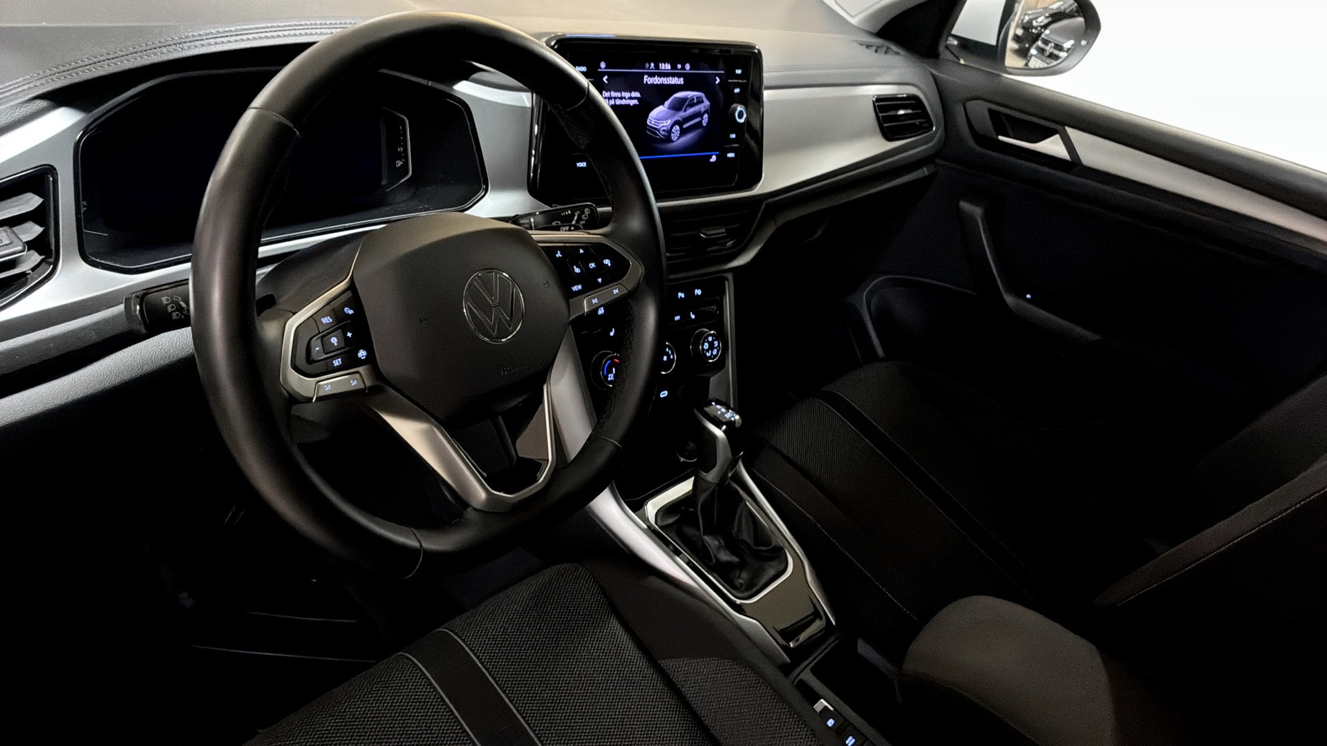Volkswagen T-Roc PJA29U
