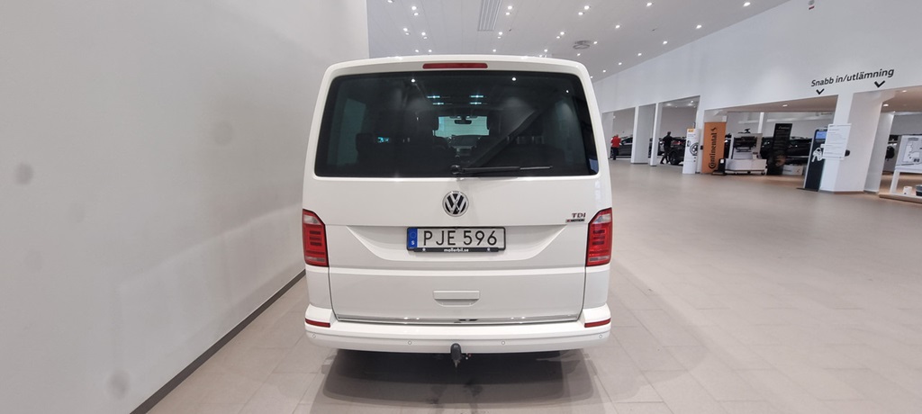 Volkswagen T6 Multivan PJE596