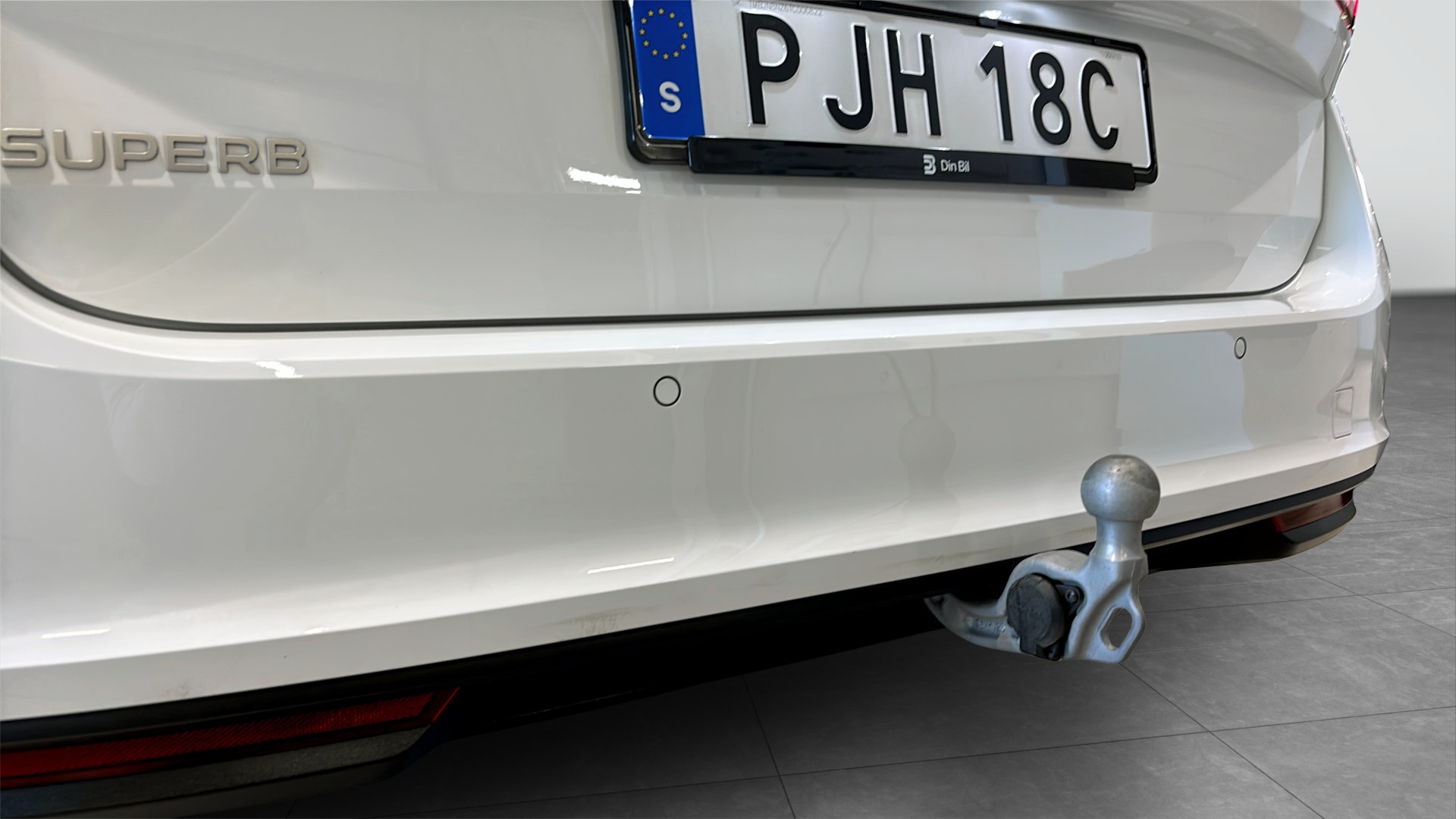 Skoda Superb Combi PJH18C