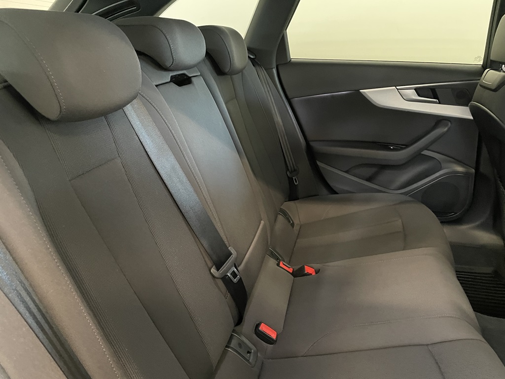 Audi A4 allroad quattro PJM001