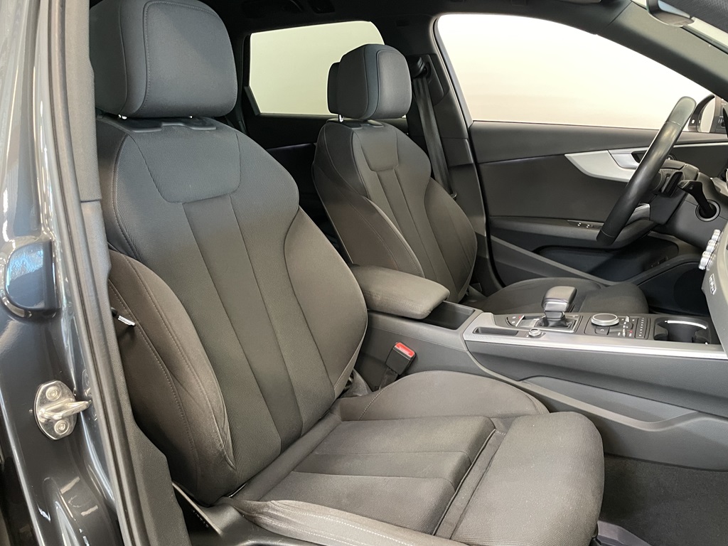 Audi A4 allroad quattro PJM001