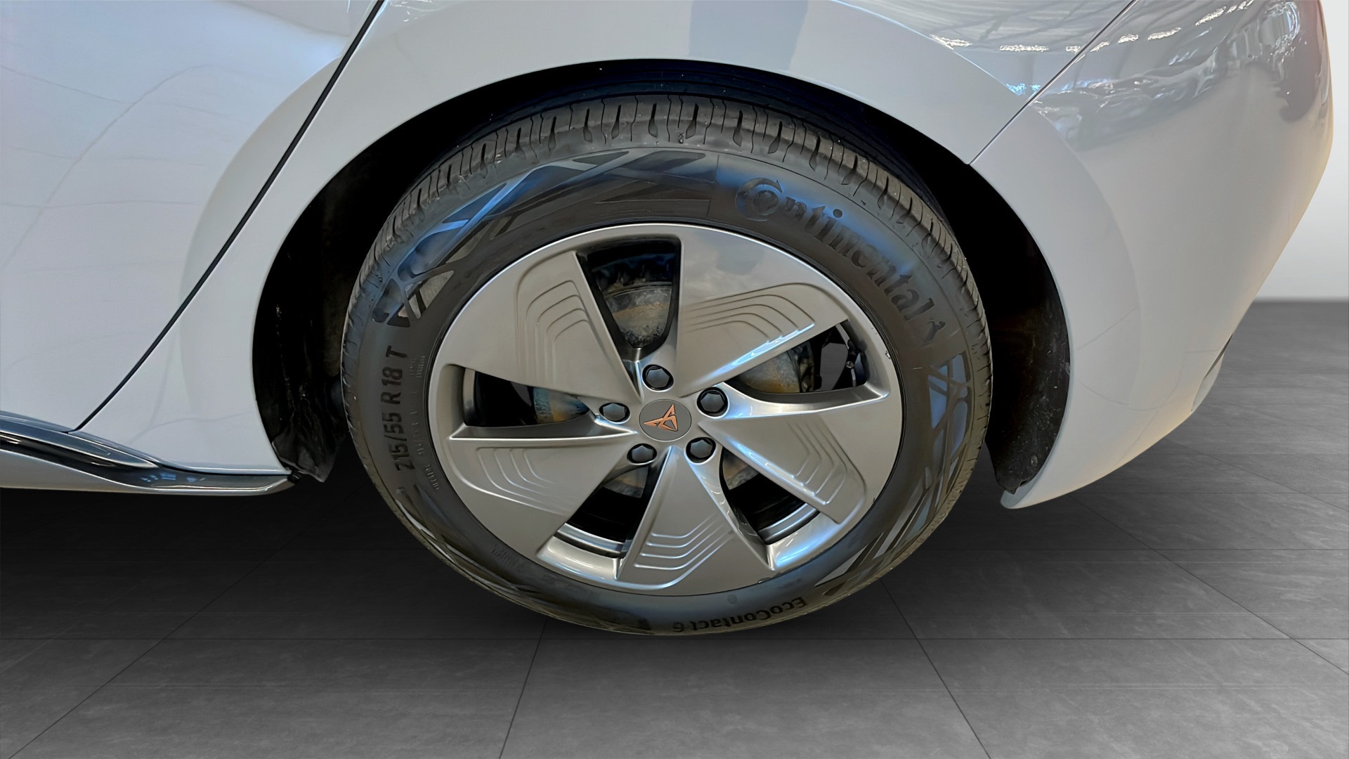 CUPRA Born PJP54S