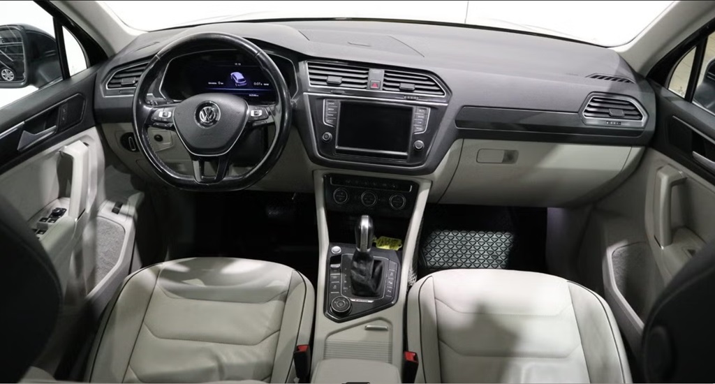 Volkswagen Tiguan PJR317