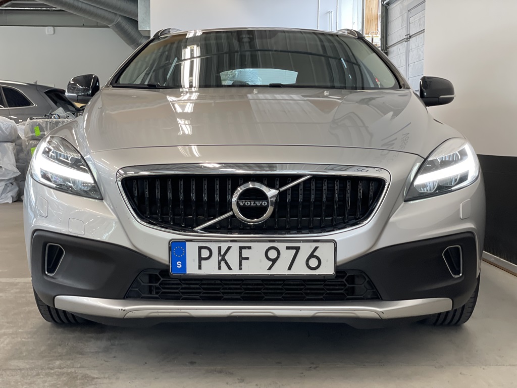 Volvo V40 PKF976