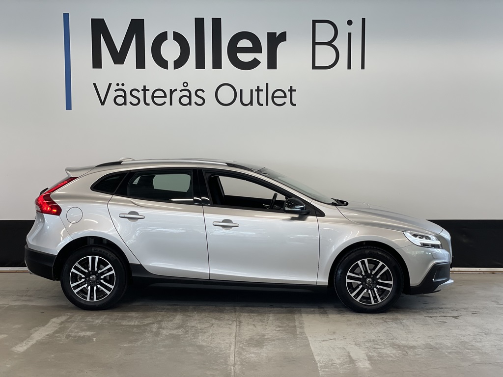 Volvo V40 PKF976