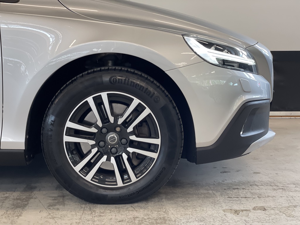 Volvo V40 PKF976