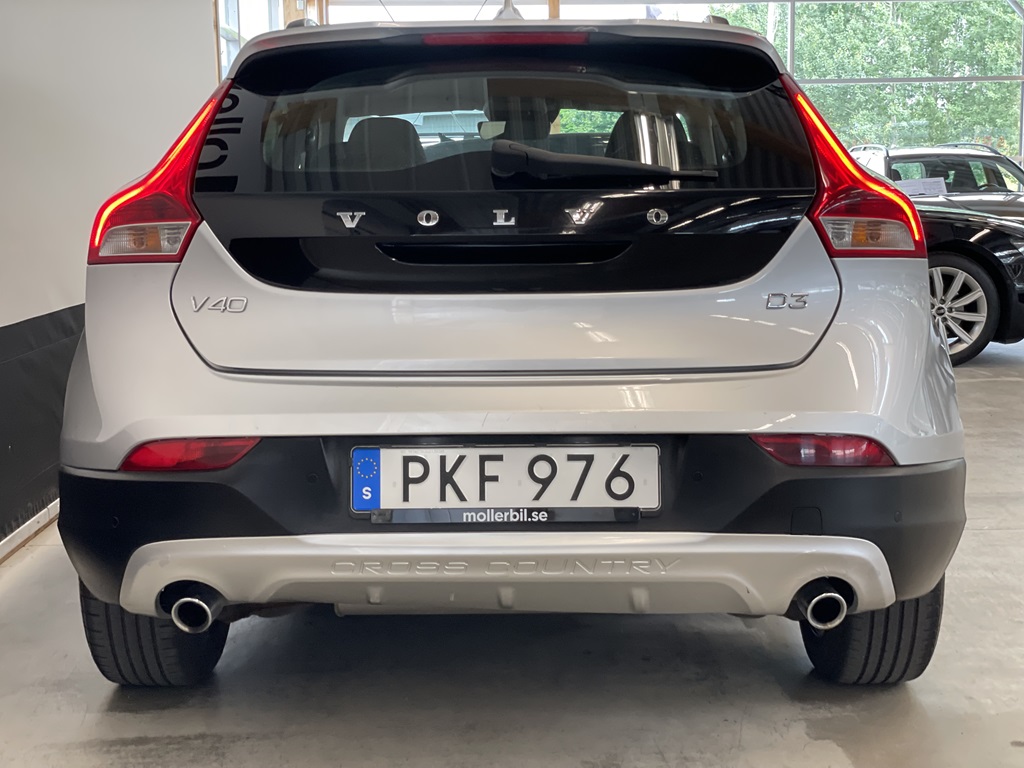 Volvo V40 PKF976