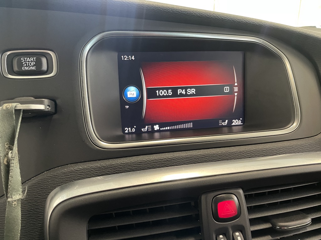 Volvo V40 PKF976