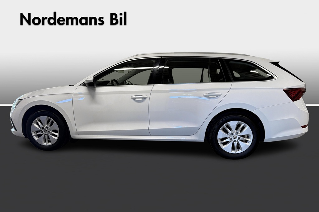 Skoda Octavia PKW54W