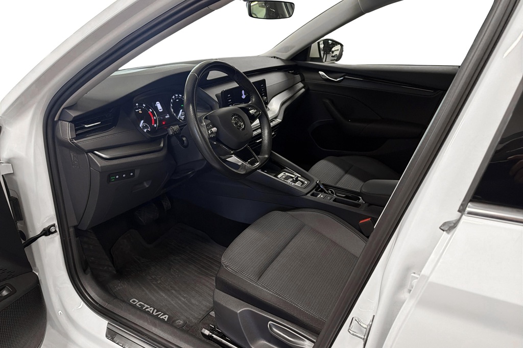 Skoda Octavia PKW54W