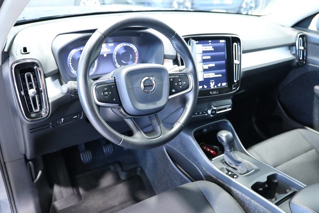 Volvo XC40 PLL241