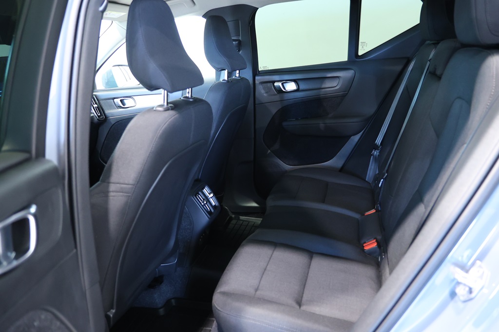 Volvo XC40 PLL241