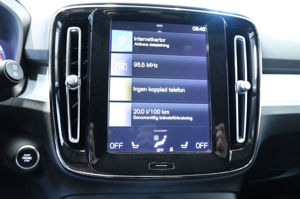 Volvo XC40 PLL241