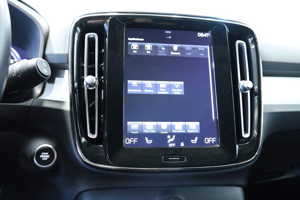 Volvo XC40 PLL241