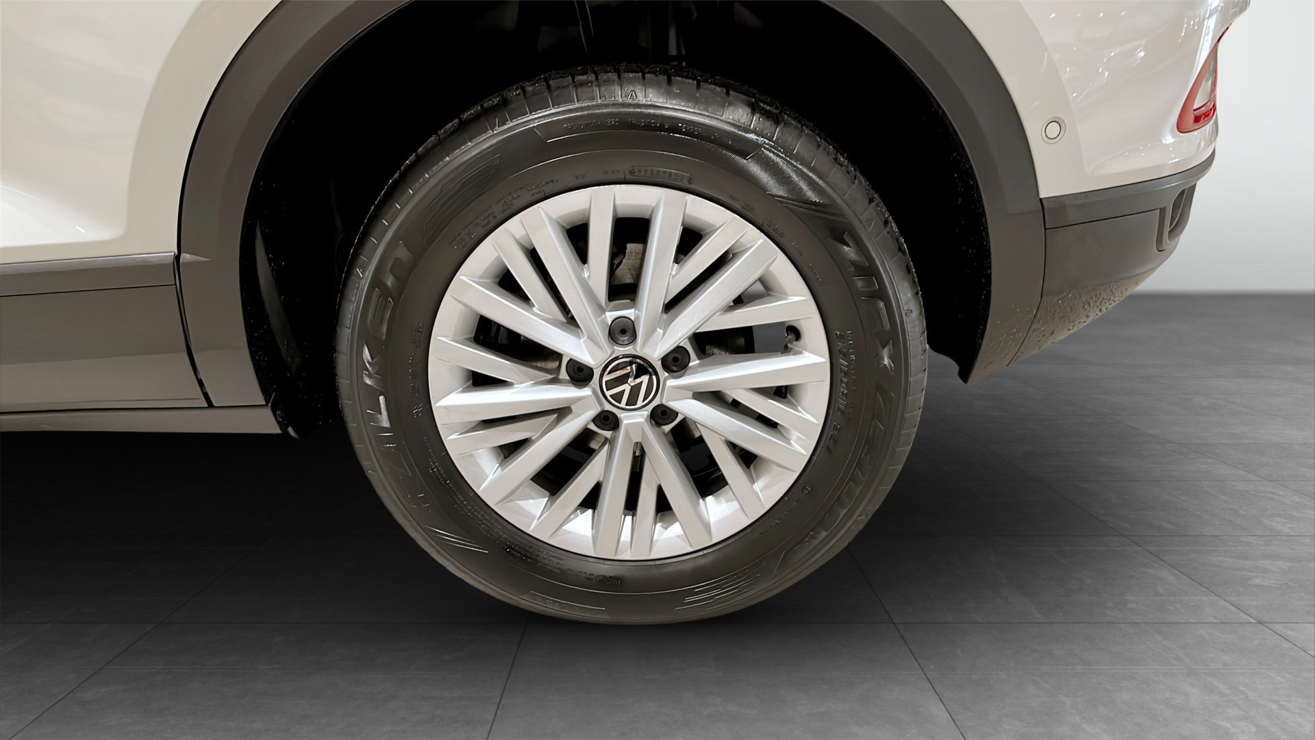 Volkswagen T-Roc PLM71U