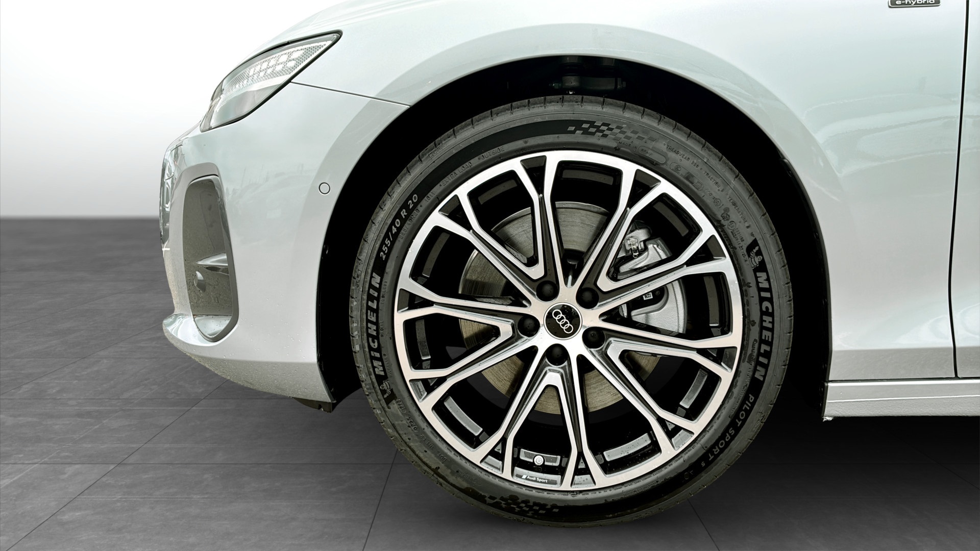Audi A6 Avant PLM72F