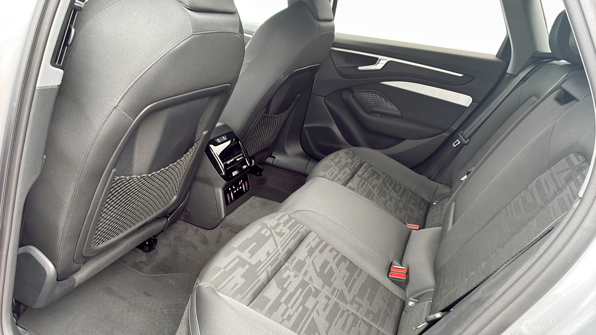 Audi A6 Avant PLM72F