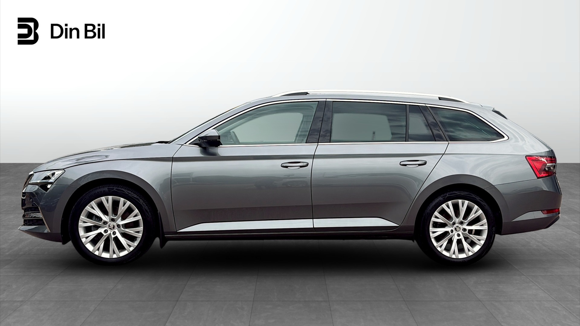 Skoda Superb Combi PLZ17G