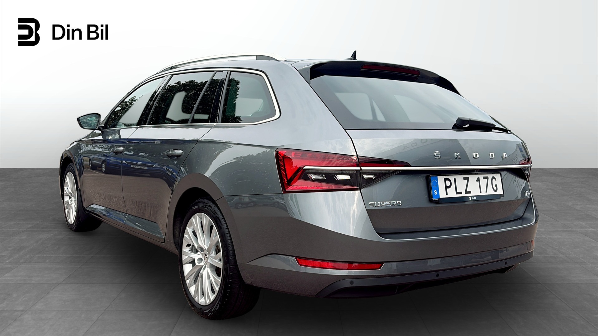 Skoda Superb Combi PLZ17G