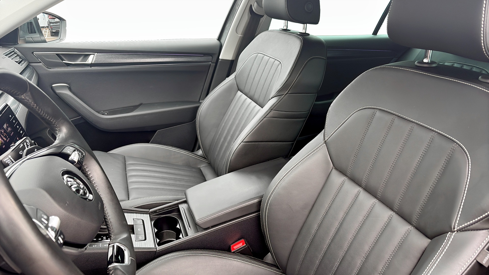 Skoda Superb Combi PLZ17G