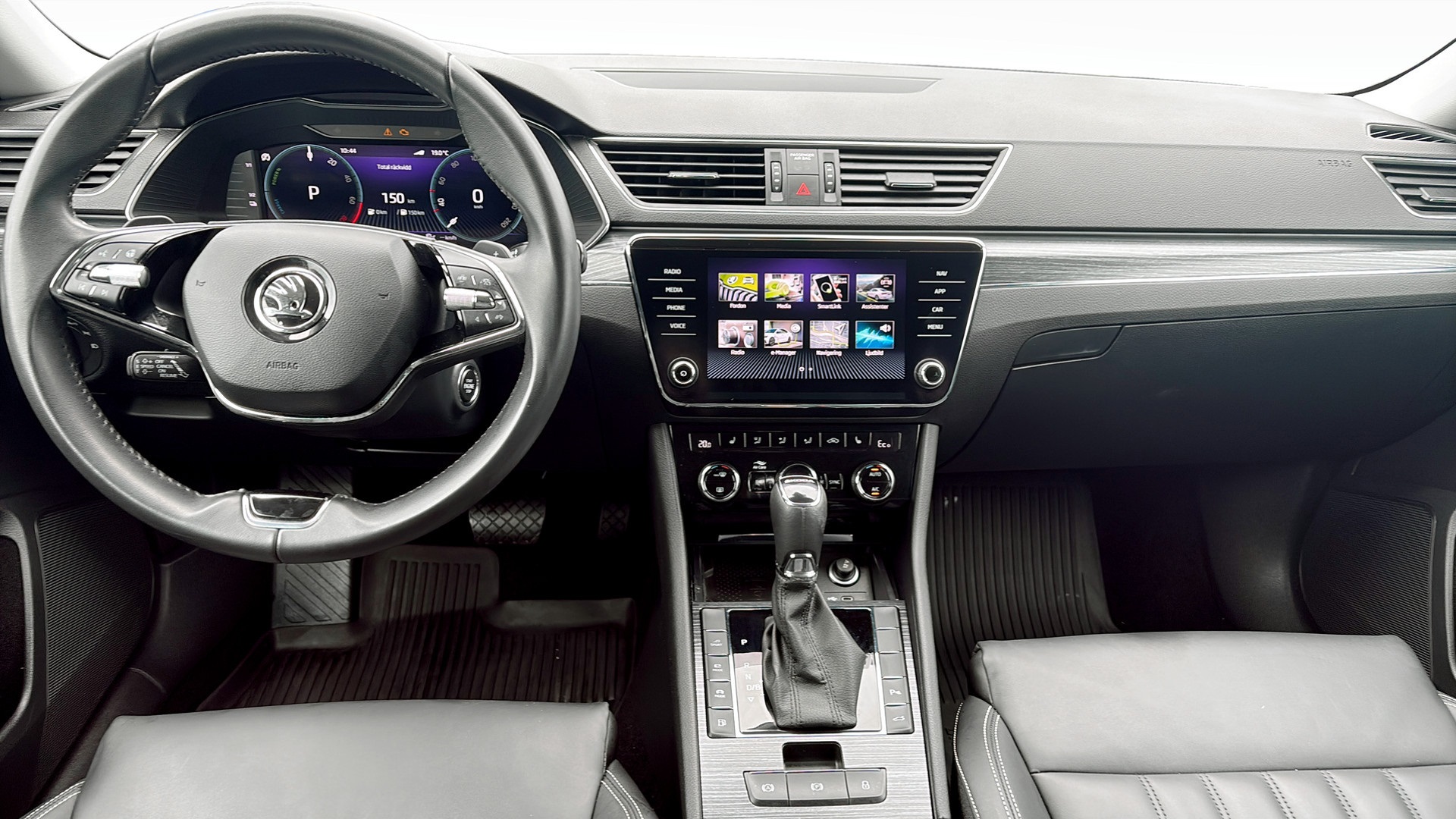 Skoda Superb Combi PLZ17G
