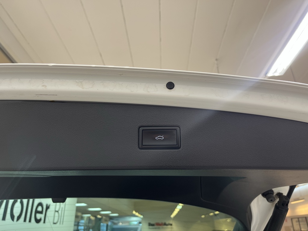 Volkswagen Tiguan PLZ895