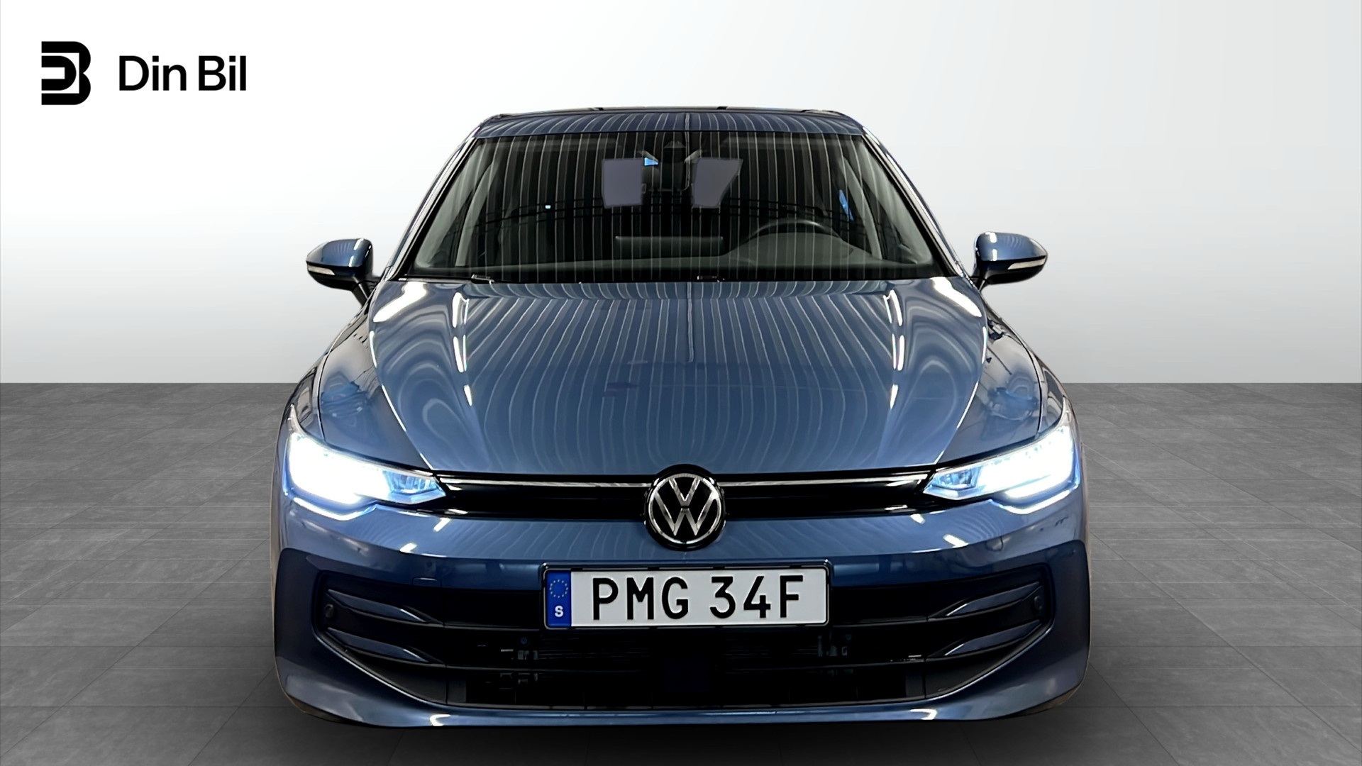 Volkswagen Golf PMG34F