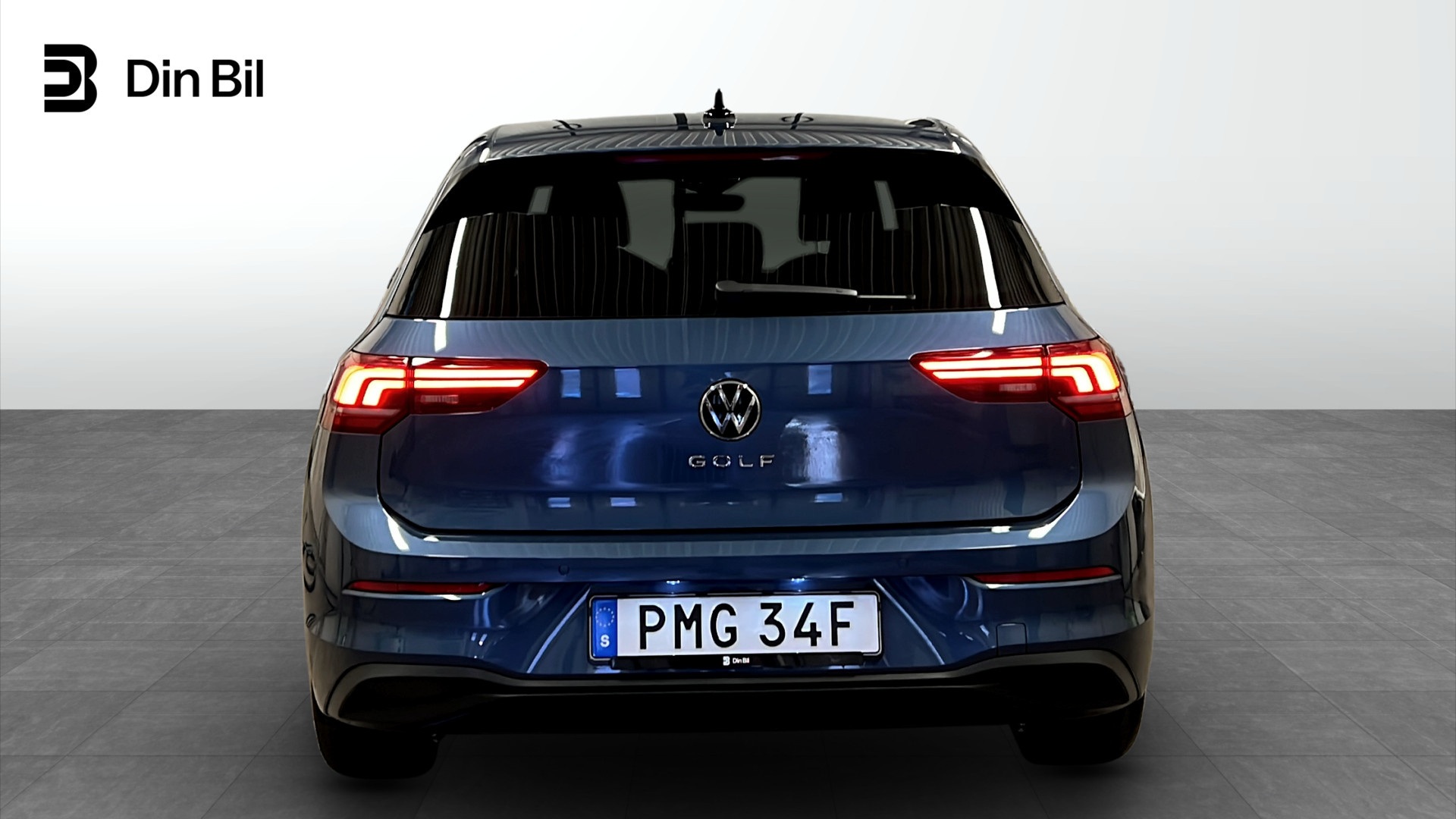 Volkswagen Golf PMG34F