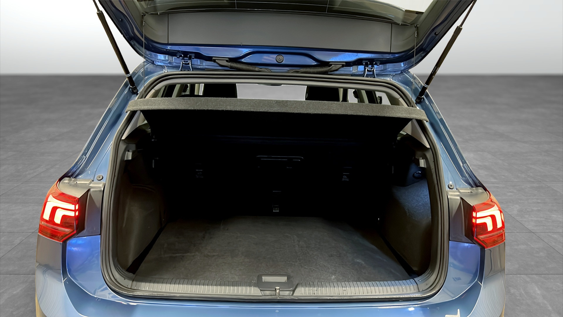 Volkswagen Golf PMG34F