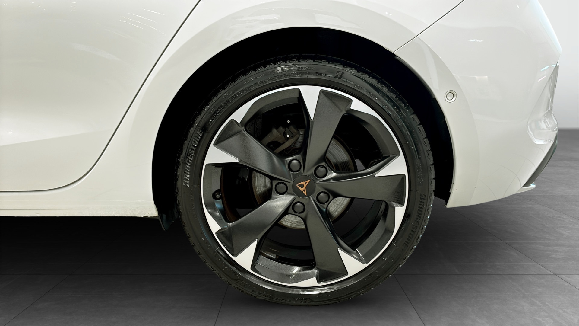 CUPRA Leon PMJ01K
