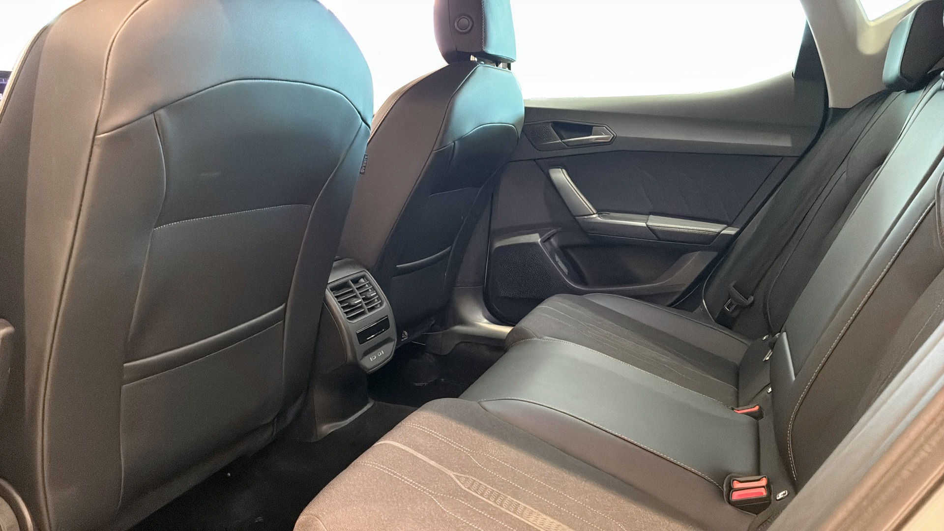 CUPRA Leon PMJ01K