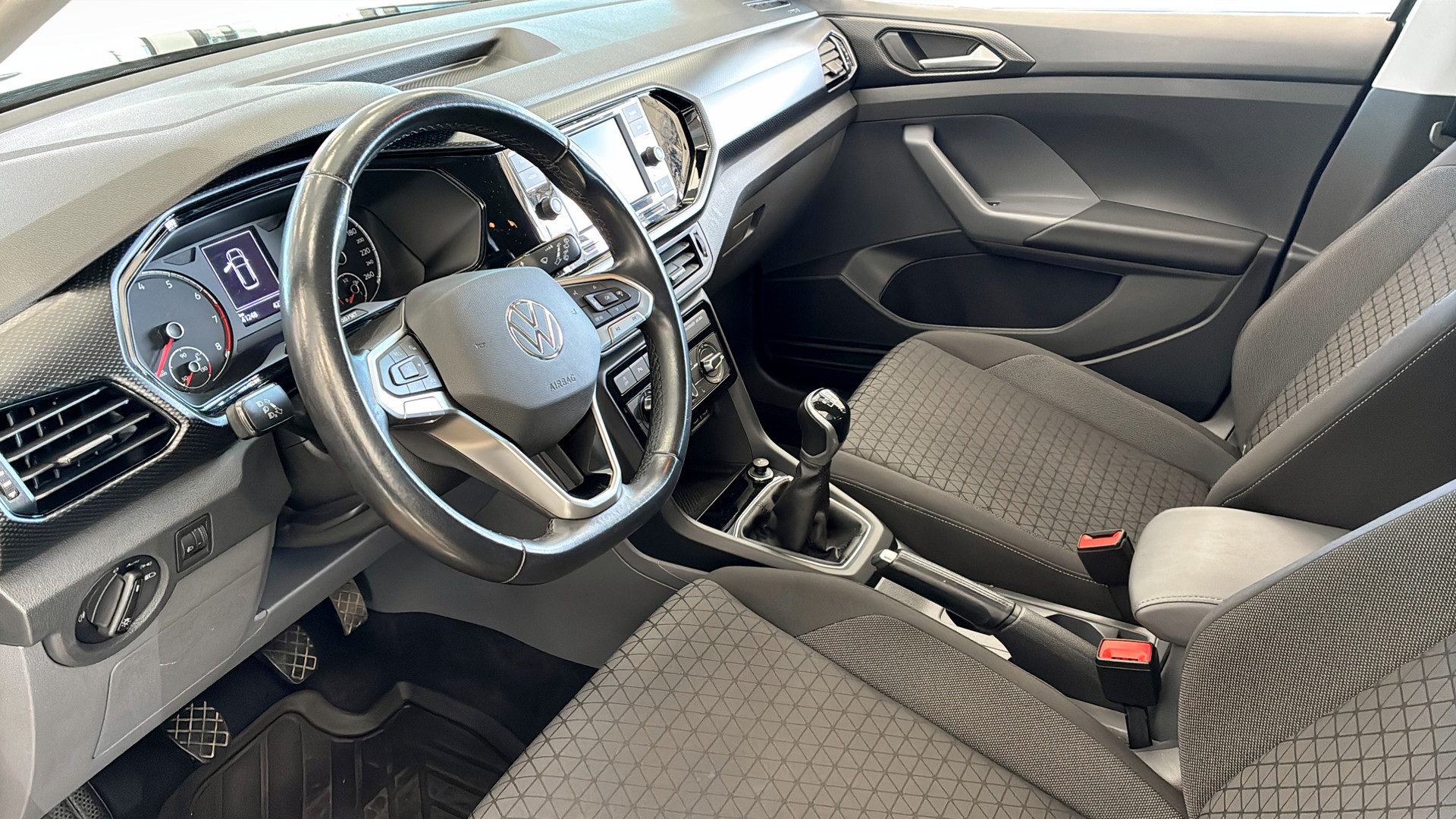 Volkswagen T-Cross PMJ75F