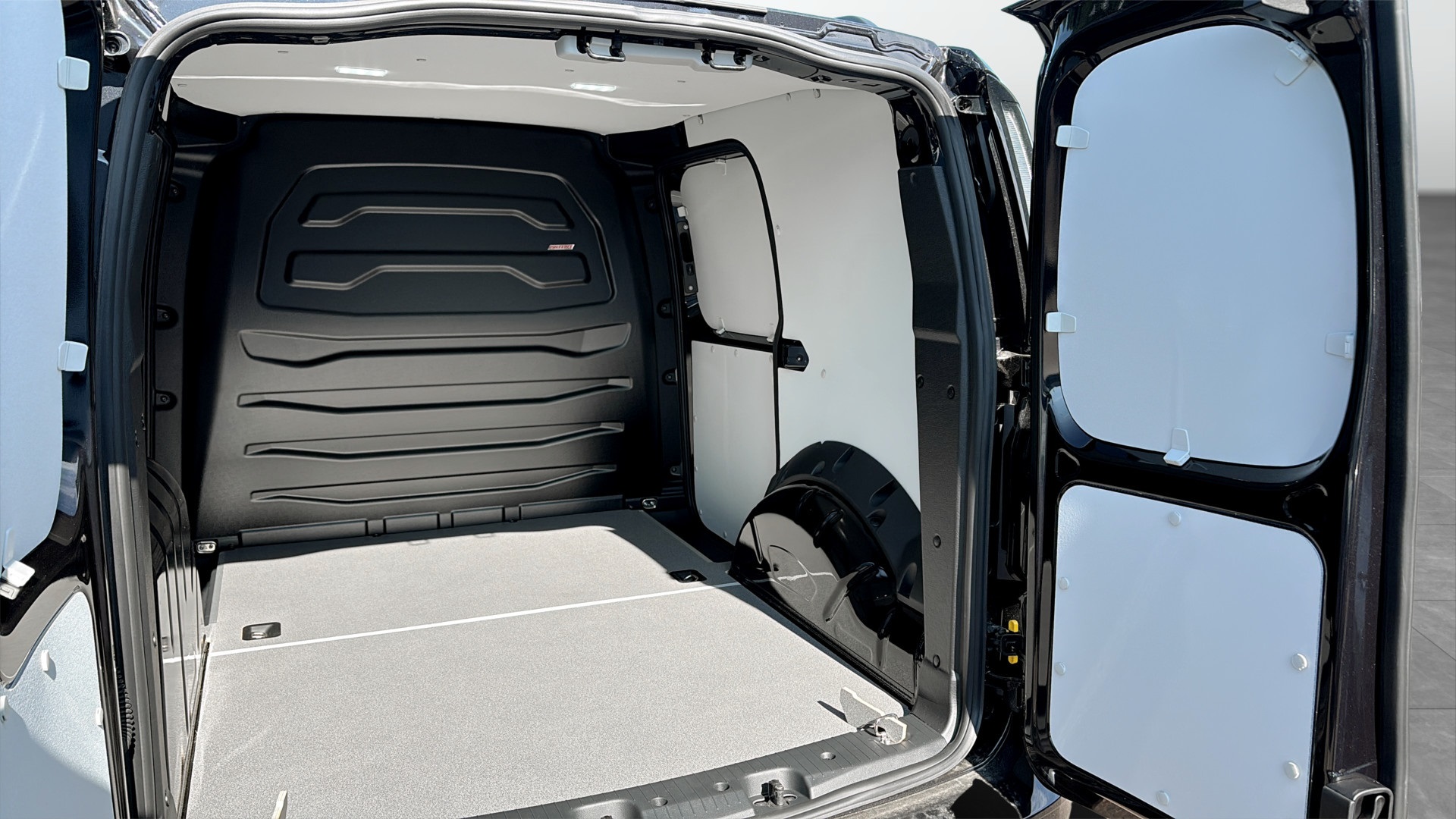 Volkswagen Caddy Cargo PNT17W