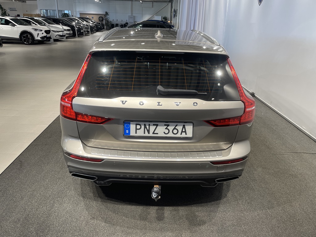 Volvo V60 Cross Country PNZ36A