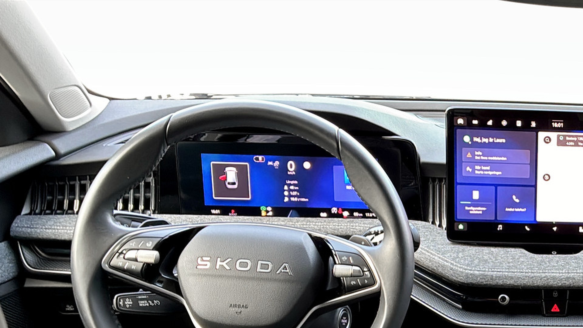 Skoda Superb Combi POM17Y
