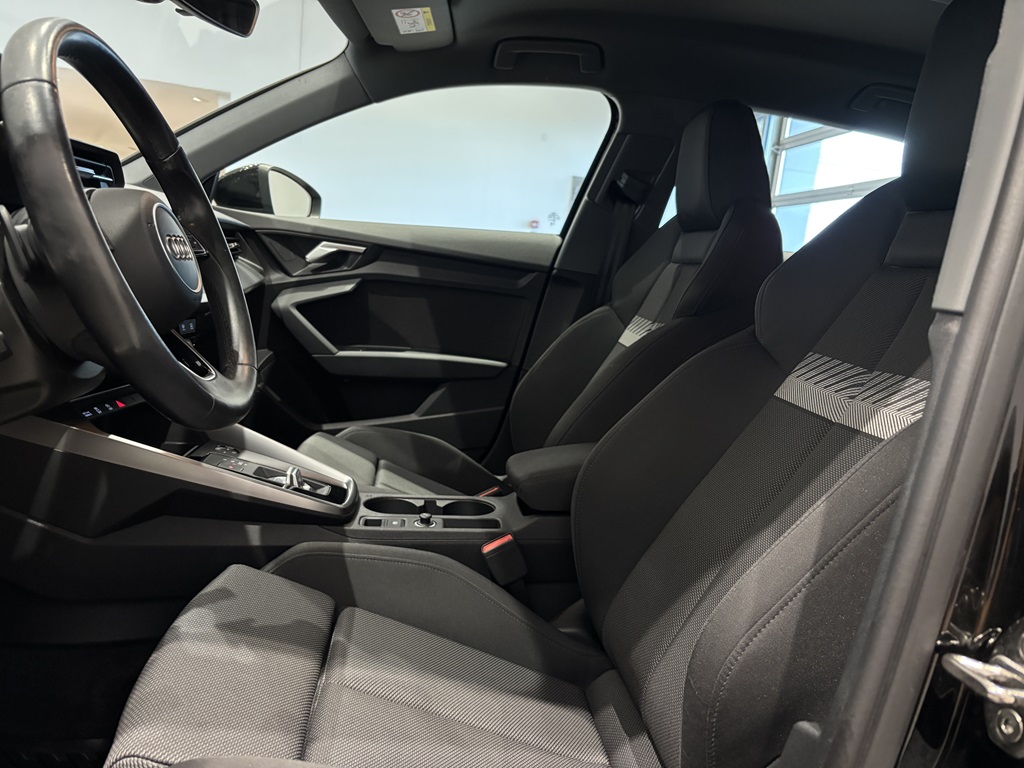 Audi A3 Sportback POM34U