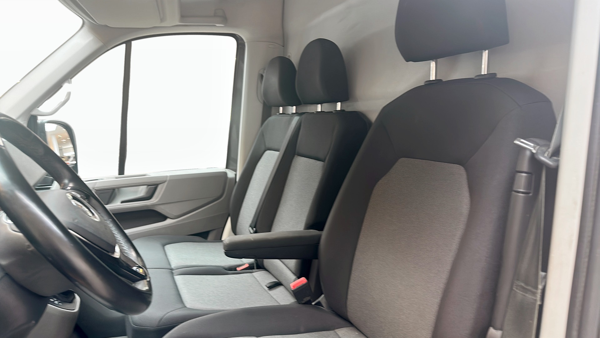 Volkswagen Crafter Skåp kort hjulbas PPW35H