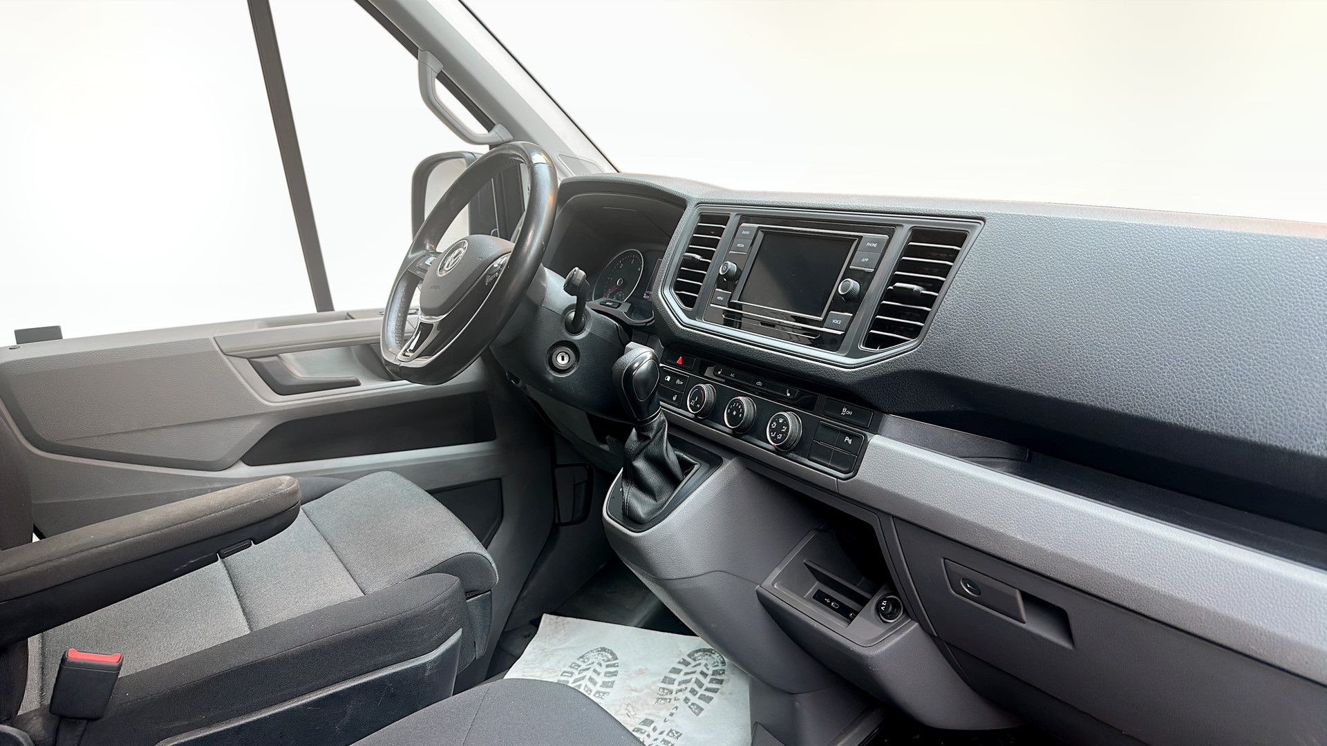 Volkswagen Crafter Skåp kort hjulbas PPW35H
