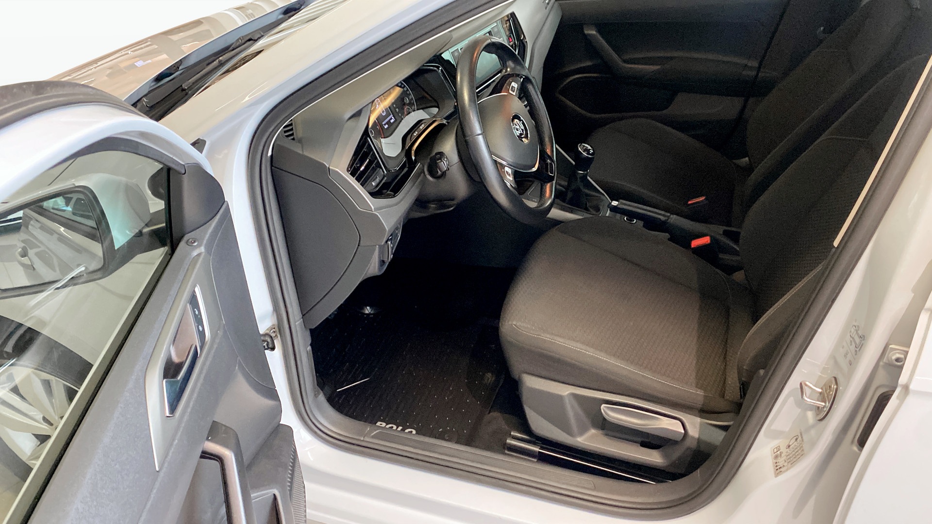 Volkswagen Polo PRG987
