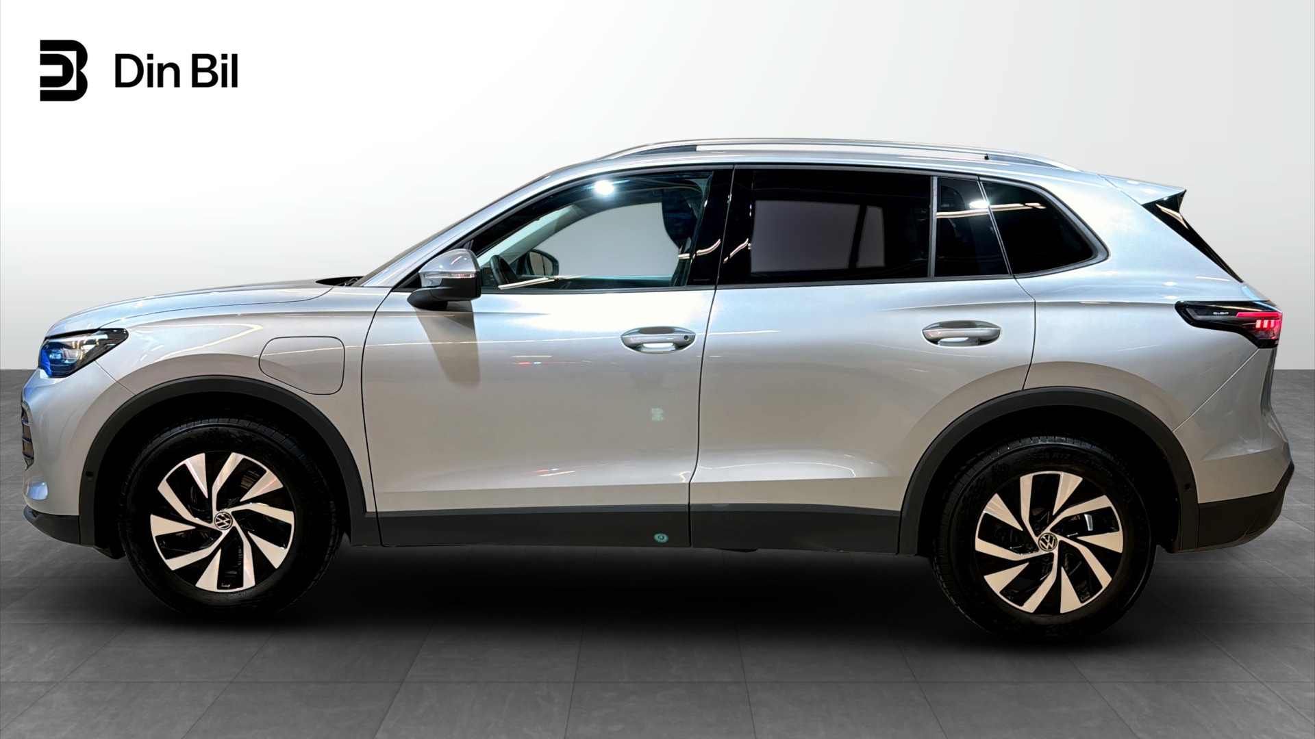 Volkswagen Tiguan PSH72M