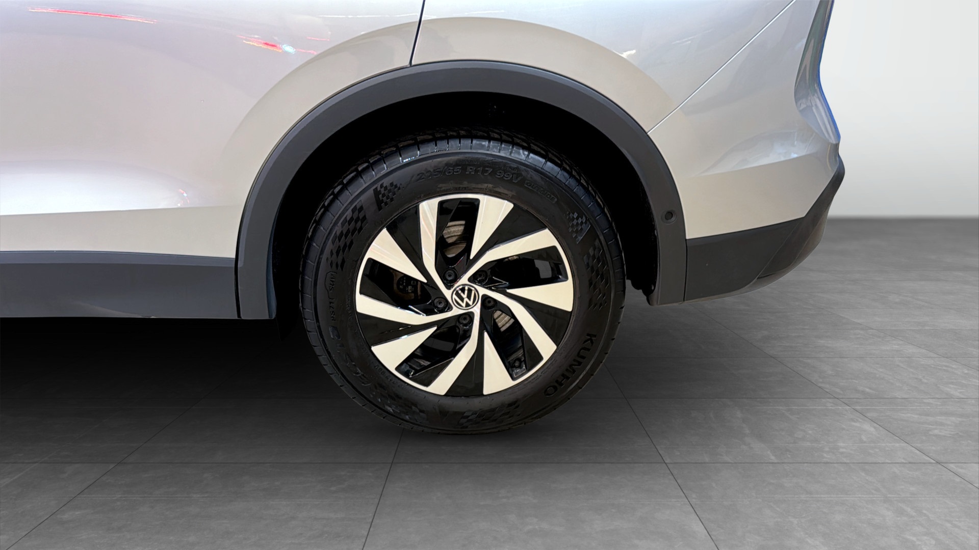 Volkswagen Tiguan PSH72M