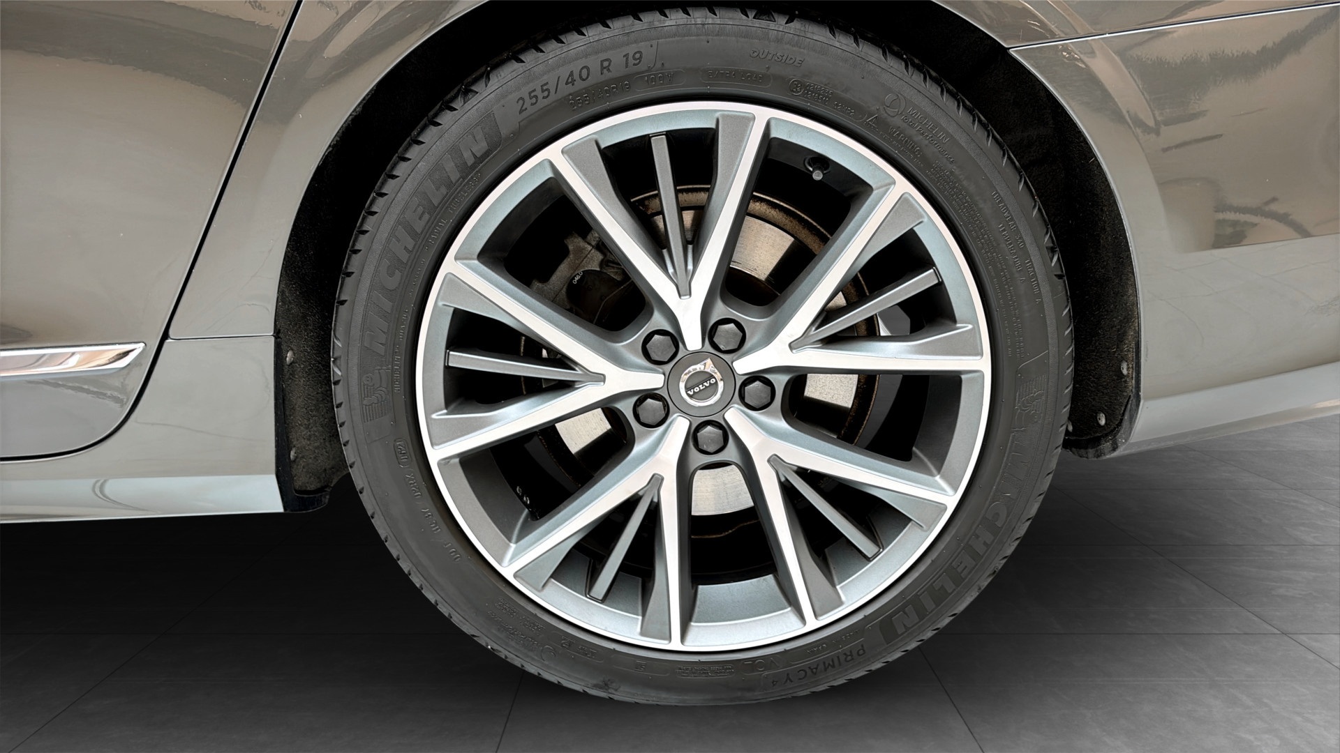 Volvo V90 PSY74G