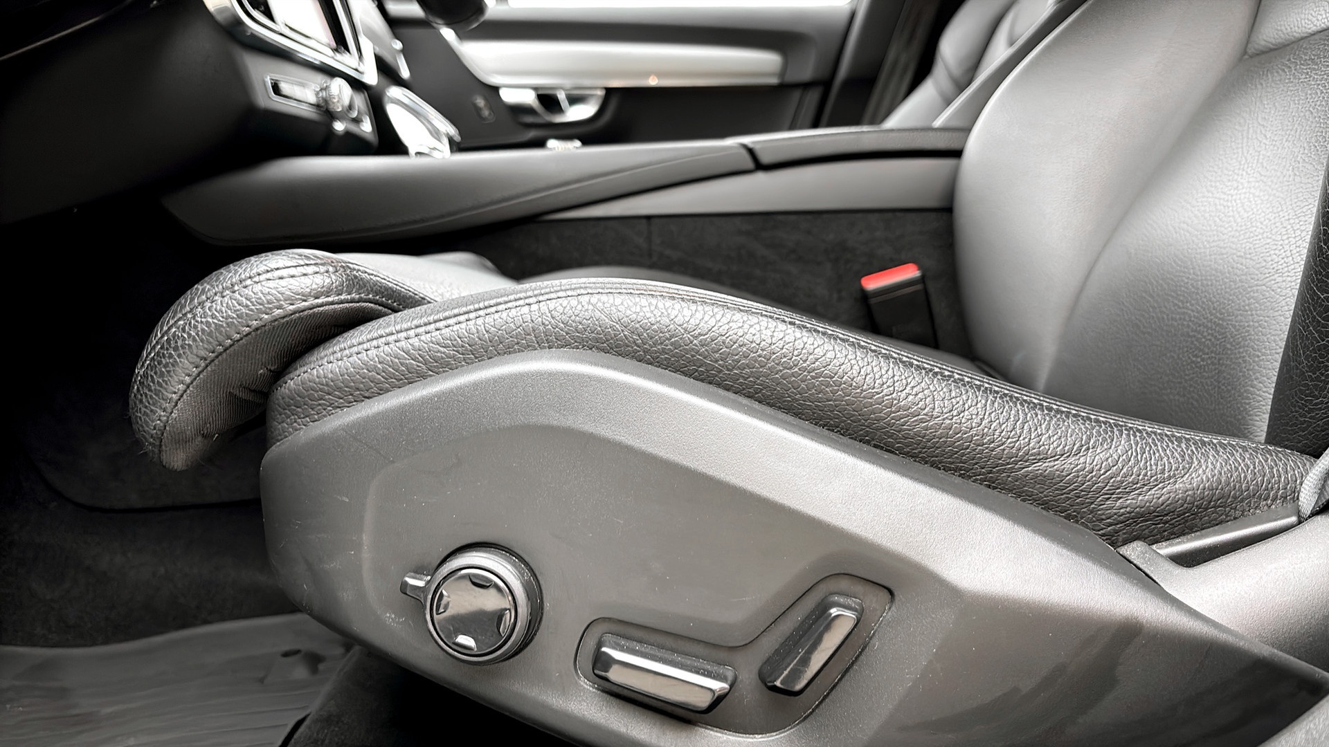 Volvo V90 PSY74G