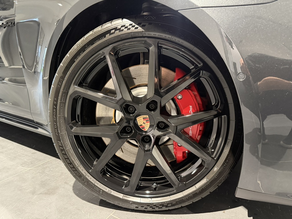 Porsche Panamera PTR03F
