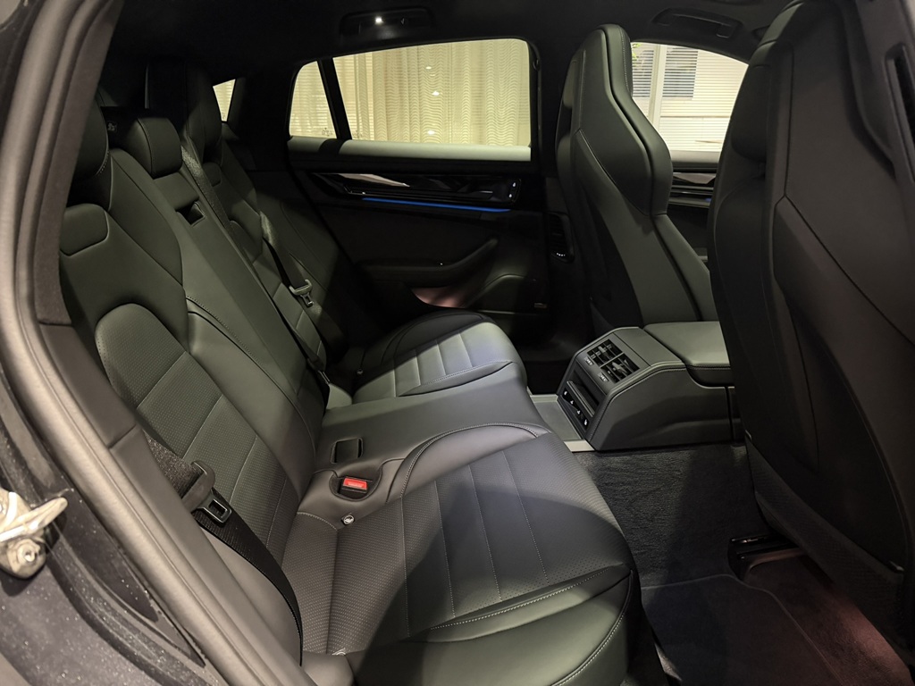 Porsche Panamera PTR03F